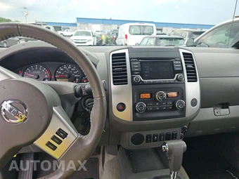 2017 Nissan Frontier SV Crew Cab Medium Bed – miniatura 11