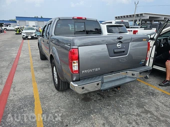 2017 Nissan Frontier SV Crew Cab Medium Bed – miniatura 6