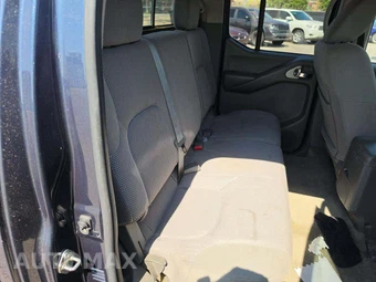 2017 Nissan Frontier SV Crew Cab Medium Bed - miniatura 16