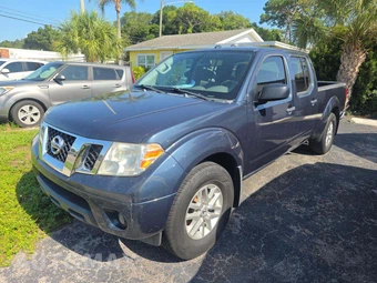 2017 Nissan Frontier SV Crew Cab Medium Bed