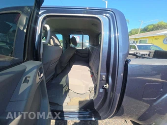 2017 Nissan Frontier SV Crew Cab Medium Bed – miniatura 13