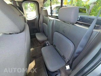 2017 Nissan Frontier SV Extended Cab Medium Bed - miniatura 13