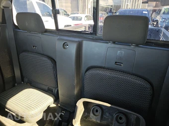 2017 Nissan Frontier SV Extended Cab Medium Bed – miniatura 13