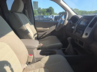 2017 Nissan Frontier SV Extended Cab Medium Bed - miniatura 46