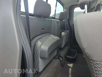 2017 Nissan Frontier SV Extended Cab Medium Bed – miniatura 16