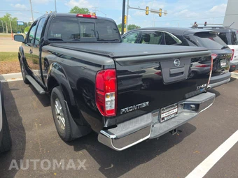 2017 Nissan Frontier SV Extended Cab Medium Bed – miniatura 2