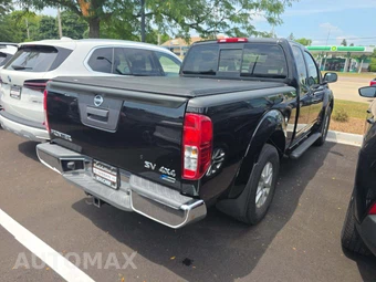 2017 Nissan Frontier SV Extended Cab Medium Bed – miniatura 3