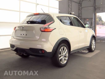 2017 Nissan JUKE S – miniatura 4