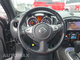 2017 Nissan JUKE SV – miniatura 10
