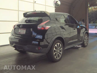 2017 Nissan JUKE SV – miniatura 4