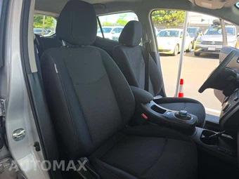 2017 Nissan LEAF S – miniatura 19