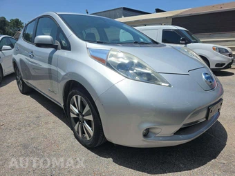 2017 Nissan LEAF SL – miniatura 4