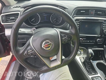2017 Nissan Maxima S – miniatura 10