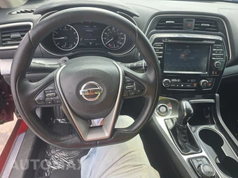 2017 Nissan Maxima S – miniatura 11