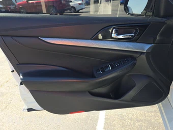 2017 Nissan Maxima S – miniatura 9