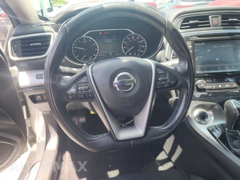 2017 Nissan Maxima S – miniatura 10
