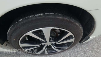 2017 Nissan Maxima S – miniatura 26