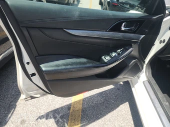 2017 Nissan Maxima S – miniatura 9