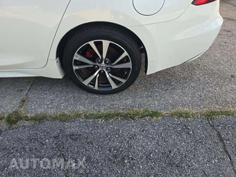 2017 Nissan Maxima SR – miniatura 24