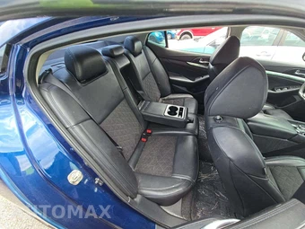 2017 Nissan Maxima SR – miniatura 16