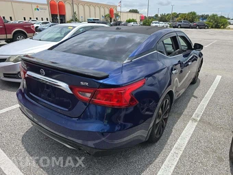 2017 Nissan Maxima SR – miniatura 3