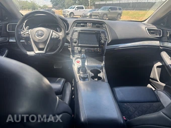 2017 Nissan Maxima SR - miniatura 10