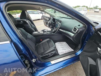 2017 Nissan Maxima SR – miniatura 18