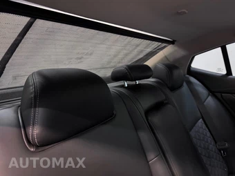 2017 Nissan Maxima SR - miniatura 19