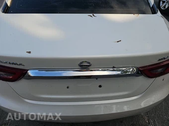 2017 Nissan Maxima SV – miniatura 16