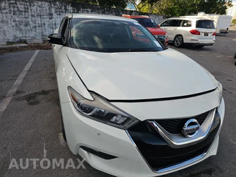 2017 Nissan Maxima SV – miniatura 3
