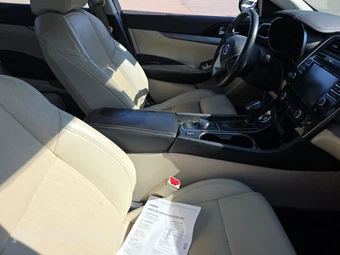 2017 Nissan Maxima SV – miniatura 8