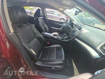 2017 Nissan Maxima SV – miniatura 18