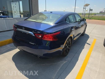 2017 Nissan Maxima SV – miniatura 4