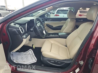 2017 Nissan Maxima SV - miniatura 7