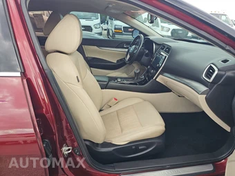 2017 Nissan Maxima SV - miniatura 8