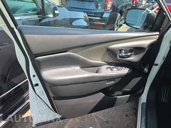 2017 Nissan Murano Platinum – miniatura 9