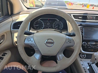 2017 Nissan Murano SV – miniatura 10