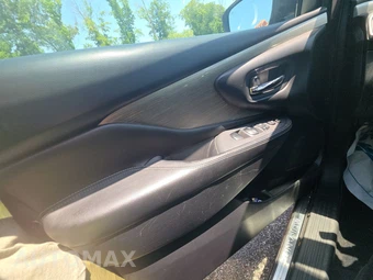 2017 Nissan Murano SV - miniatura 9