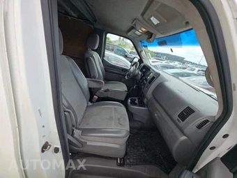 2017 Nissan NV1500 Cargo SV 146.1" WB - miniatura 8