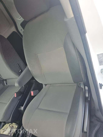 2017 Nissan NV200 Compact Cargo S 115.2" WB - miniatura 3