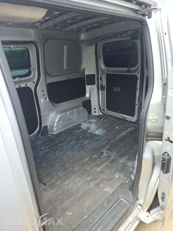 2017 Nissan NV200 Compact Cargo SV 115.2" WB - miniatura 13