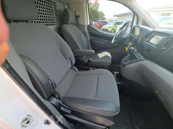 2017 Nissan NV200 Compact Cargo SV 115.2" WB - miniatura 18
