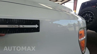 2017 Nissan NV2500 HD Cargo S Standard Roof 146.1" WB - miniatura 30