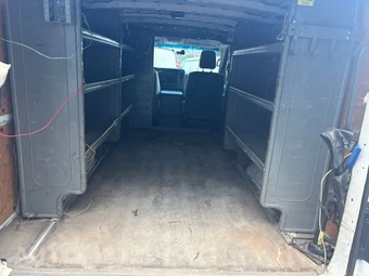2017 Nissan NV2500 HD Cargo SV Standard Roof 146.1" WB - miniatura 10
