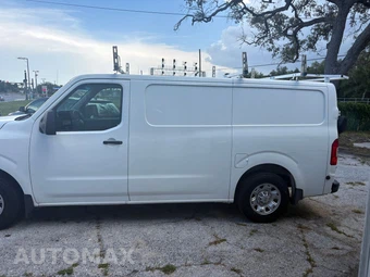 2017 Nissan NV2500 HD Cargo SV Standard Roof 146.1" WB - miniatura 5