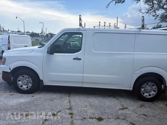 2017 Nissan NV2500 HD Cargo SV Standard Roof 146.1" WB - miniatura 6