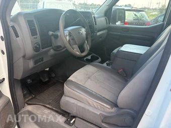 2017 Nissan NV2500 HD Cargo SV Standard Roof 146.1" WB - miniatura 7
