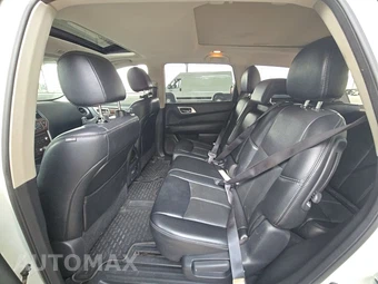 2017 Nissan Pathfinder Platinum – miniatura 13