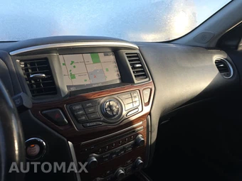 2017 Nissan Pathfinder Platinum – miniatura 11