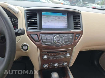 2017 Nissan Pathfinder Platinum – miniatura 10